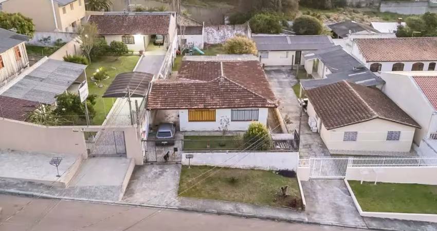 Terreno à venda na Rua Djalma Ferreira Maciel, 736, Lindóia, Curitiba