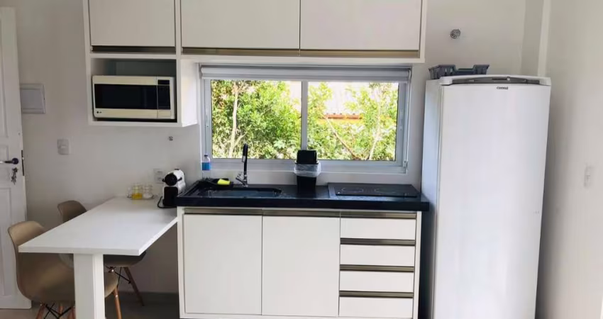 Apartamento 1 Quarto para Locação em Florianópolis, CÓRREGO GRANDE, 1 dormitório, 1 banheiro