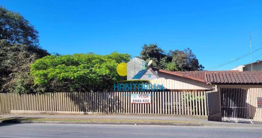 03 casas em terreno de 1.297,80 m²