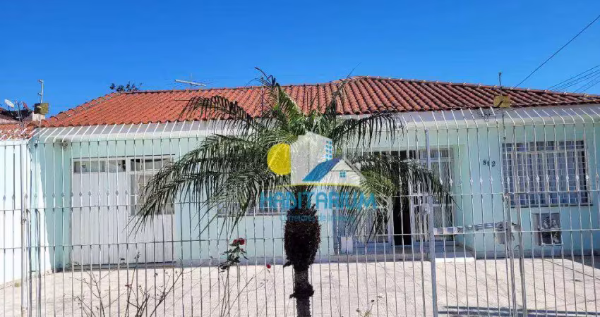 Casa 4 quartos, 3 vagas, quintal amplo, terreno zr3