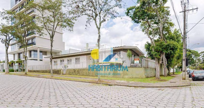 Casa a venda no Cristo Rei residencial ou comercial 3 salas amplas, 5 dorm, 5 vagas