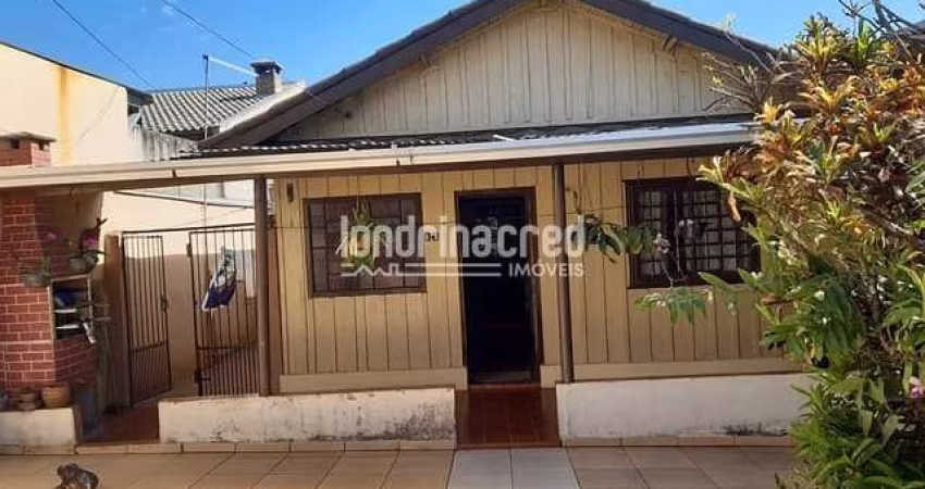 Casa à venda 3 Quartos, 1 Suite, 4 Vagas, 300M², Leonor, Londrina - PR