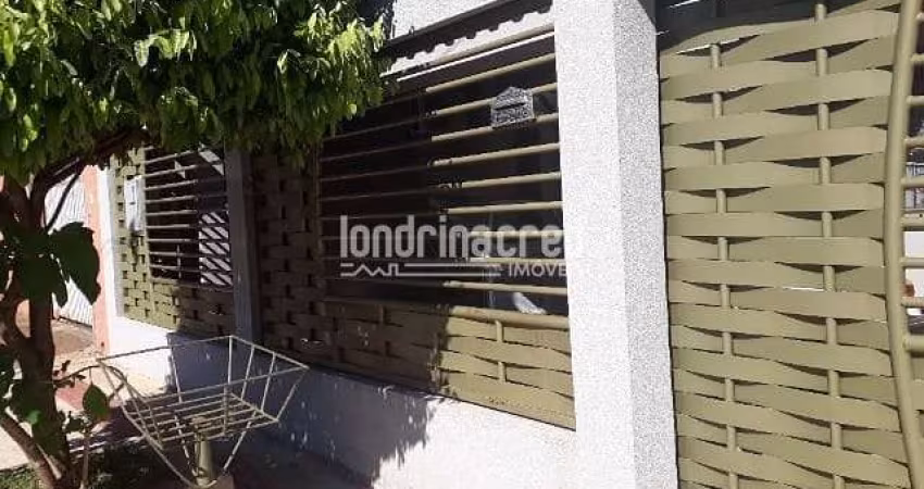 Casa à venda 3 Quartos, 1 Suite, 4 Vagas, Conjunto Farid Libos, Londrina - PR