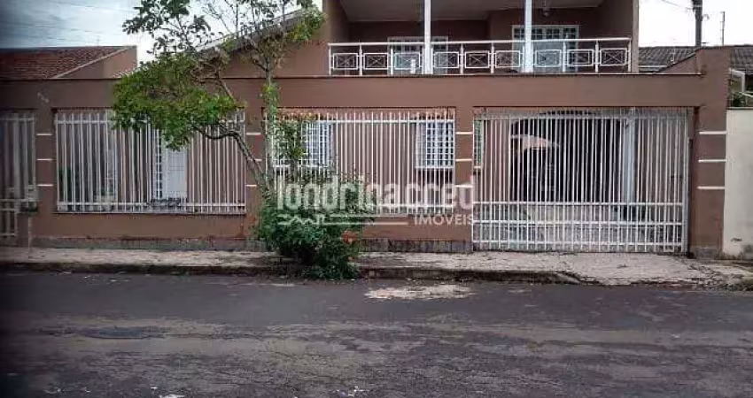Casa à venda 4 Quartos, 3 Suites, 2 Vagas, 430M², Caravelle, Londrina - PR