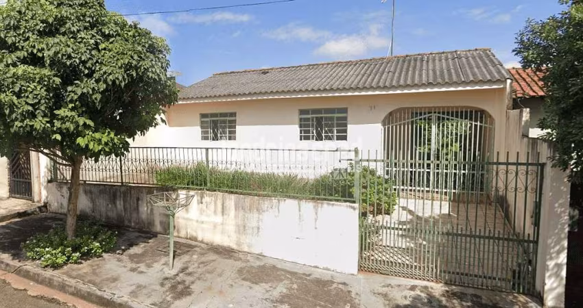 Casa à venda 2 Quartos, 2 Vagas, 220M², Conjunto Habitacional Alexandre Urbanas, Londrina - PR