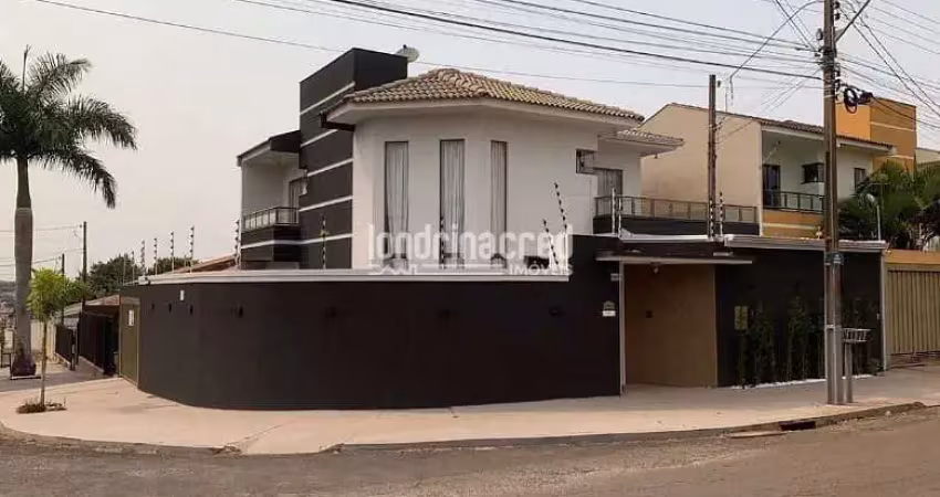 Excelente Sobrado no Jardim Itália, Cambé: 3 Quartos (1 Suíte Luxuosa), 3 Banheiros, Sacada, Churra