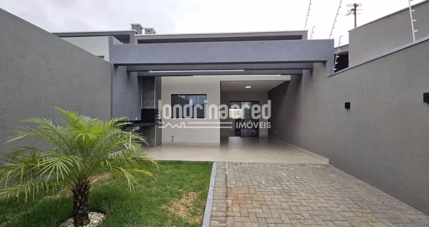 Casa com Área Gourmet Ampla, 2 Quartos (1 Suíte) e Excelente Localização a Apenas 3 Minutos do Cent
