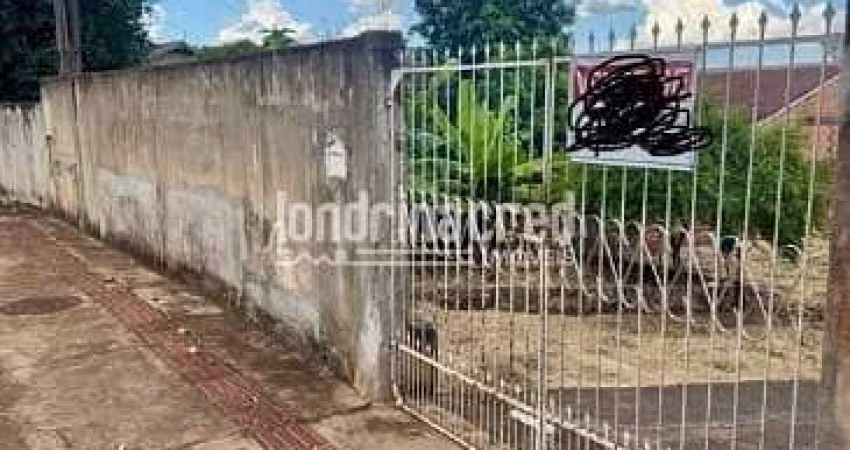 'Terreno 350m² abaixo do valor de mercado, próximo ao Max Atacadista da Tiradentes – Oportunidade i