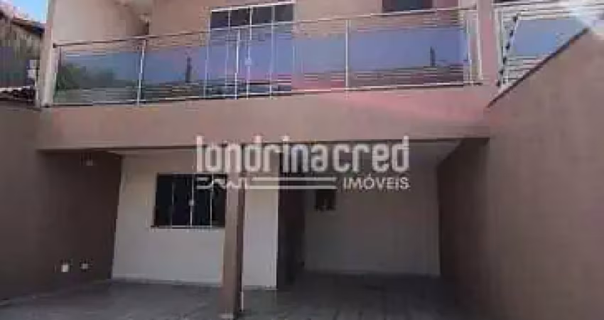 Sobrado à Venda no Jardim Santo Amaro – 3 Quartos (1 Suíte), 3 Banheiros, 2 Vagas e 130m² de Confor
