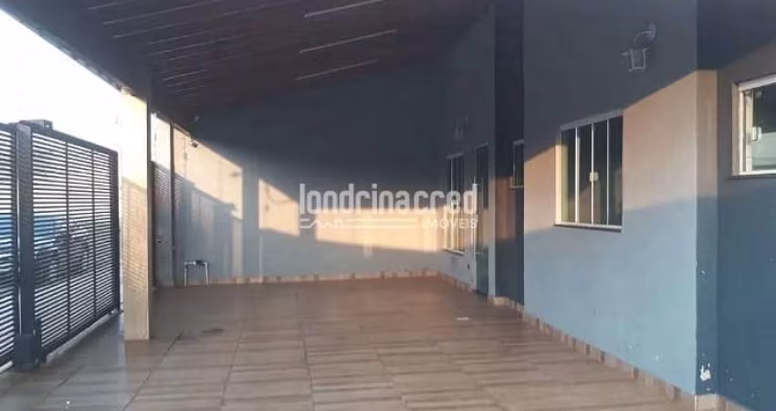 Casa Mobiliada no Alto da Boa Vista em Londrina | 3 Quartos (1 Suíte), Piscina, Churrasqueira, Edíc