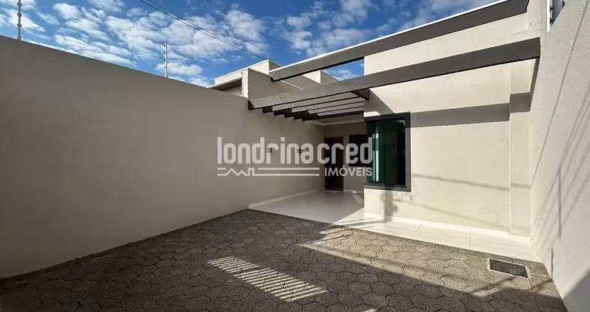 Casa com 3 quartos (1 suíte), cozinha planejada, área gourmet e 2 vagas de garagem em terreno de 15