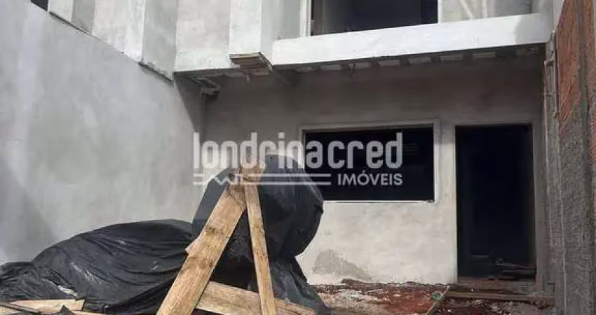 Sobrado na zona leste de londrina com 3 dormitórios (1 suíte), 2 banheiros, 1 vaga, 135m² de constr