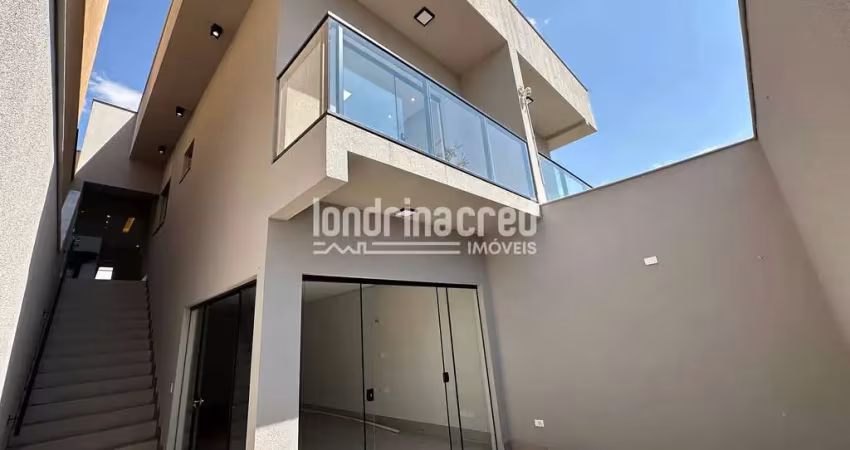 Casa assobradada à venda com 106m² de área construída, 2 dormitórios (1 suíte), 3 banheiros e 2 vag