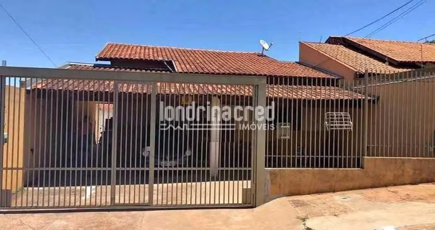 Casa ampla na zona norte de londrina – 382m² de terreno, 180m² construídos, 3 quartos, 5 vagas e es