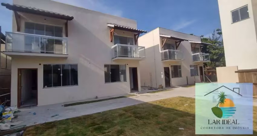 Duplex charmoso: 2 suítes, cozinha americana e vaga em unamar, cabo frio/rj