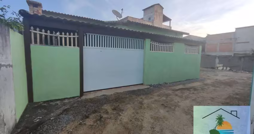Casa em Unamar à 50 metros da Praia