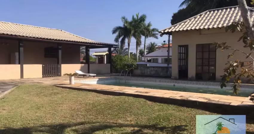 Casa com 5 quartos à venda na Pontinha, Araruama 