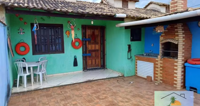 Casa à 100 metros da Rodovia em Unamar - Cabo Frio