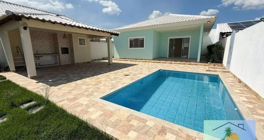 Casa em Condomínio no bairro Fazendinha - Araruama-RJ