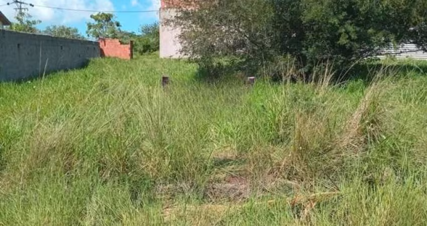 Terreno no Condomínio Bosque da Lagoa - São Pedro da Aldeia-RJ