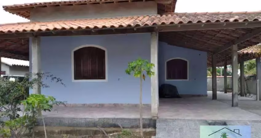 Casa de Praia com Lagoa Privativa em Condomínio Fechado- Arraial do Cabo-RJ