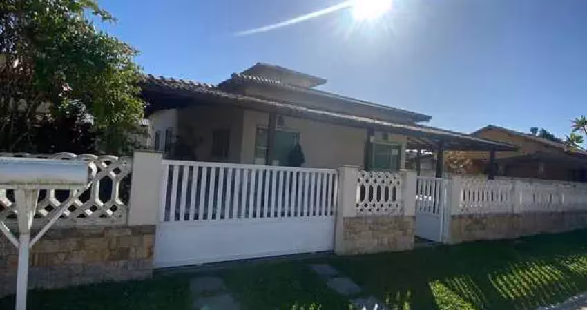 Casa c/ piscina no condomínio orla 500 – unamar, cabo frio/rj