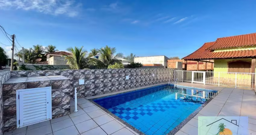 Ótima casa c/ piscina em condomínio com lagoa privativa em arraial do cabo
