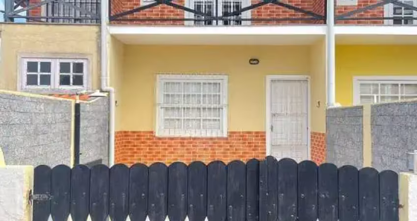 Ótima casa duplex c/ 2 quartos próxima ao mar em praia seca-araruama