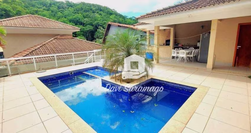 Casa Alto Padrão em Condominio Piratininga