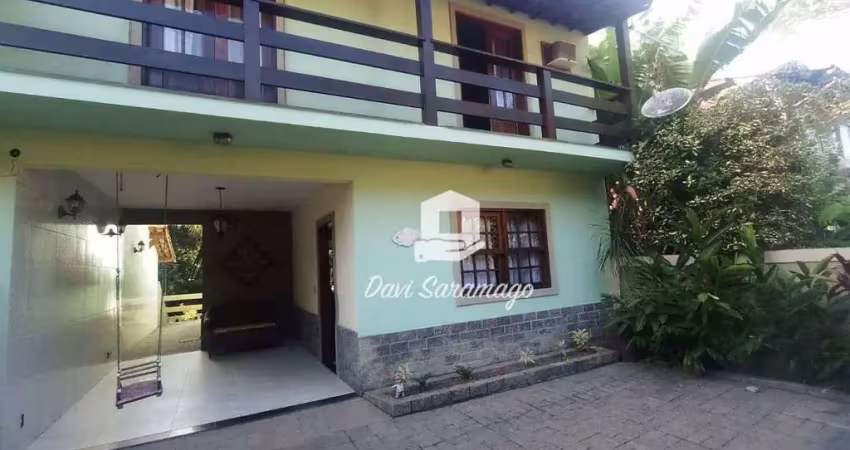 Casa 3 Quartos Badu com Quintal