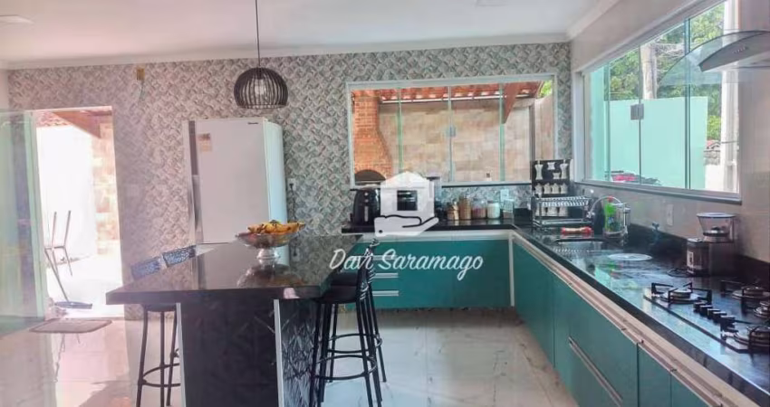 Casa com 4 quartos à venda em Itaipu - Niterói