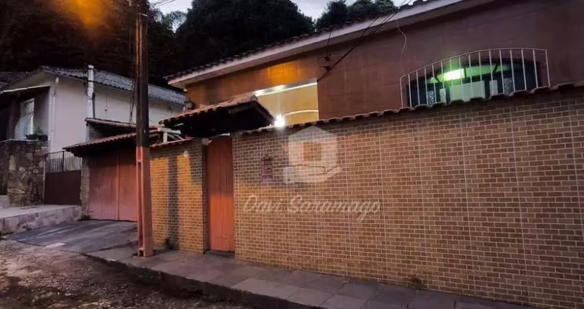 Casa à Venda, 3 quartos - São Lourenço