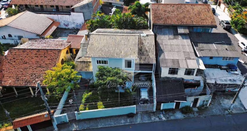 Casa com 3 dormitórios à venda, 150 m² por R$ 2.100.000,00 - Piratininga - Niterói/RJ