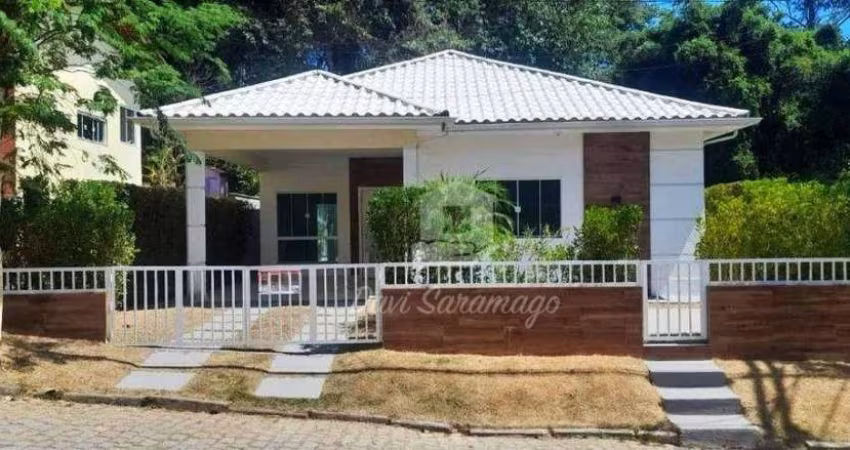 Casa a Venda 3 quartos em condominio fechado Itaipu