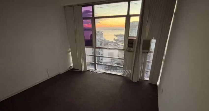 Sala comercial com 2 salas à venda na Avenida Ernani do Amaral Peixoto, Centro, Niterói