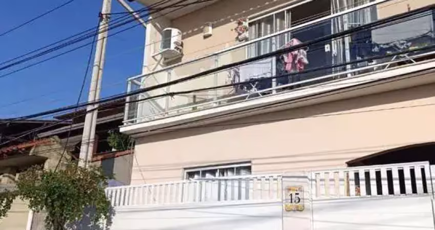 Casa em condomínio fechado com 2 quartos à venda na Avenida Doutor Eugênio Borges, Rio do Ouro, São Gonçalo