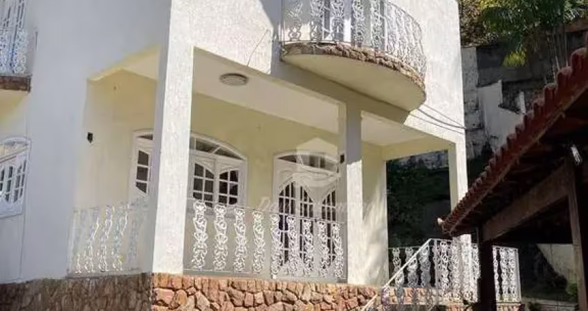 Casa em condomínio fechado com 3 quartos à venda na Rua Alonso de Faria, Zé Garoto, São Gonçalo