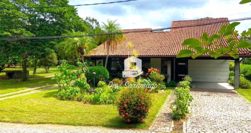 Casa com 5 quartos à venda na Rua Reitor Argemiro de Oliveira, Maria Paula, Niterói