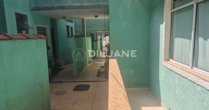 Casa com 2 quartos à venda na Rua Alfenas, Bento Ribeiro, Rio de Janeiro