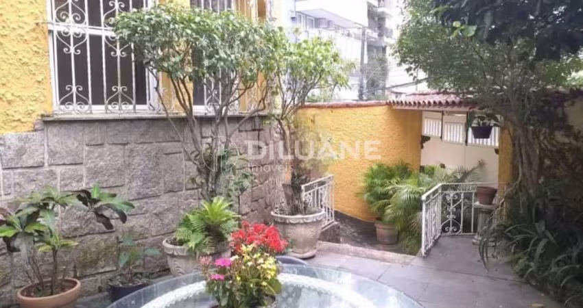 Casa com 5 quartos à venda na Rua Mário Pederneiras, Humaitá, Rio de Janeiro