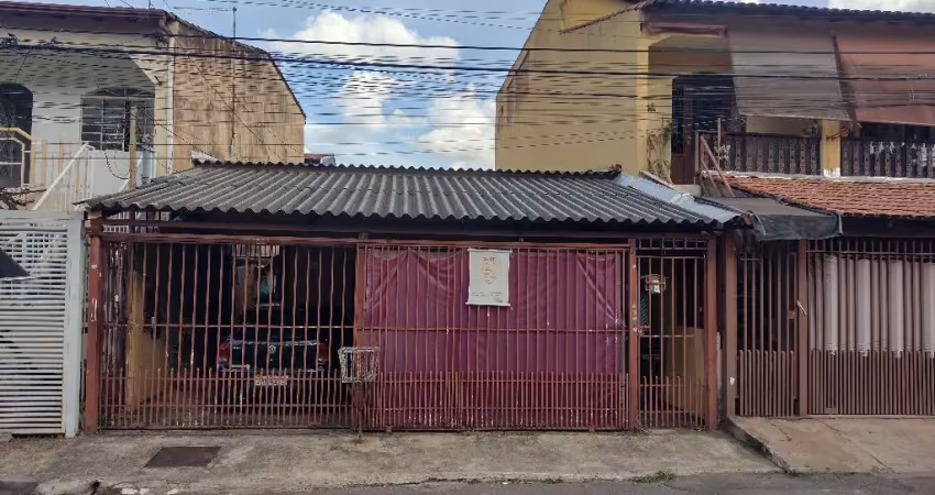 CASA A VENDA NA QS 14 CJ 3 A RIACHO FUNDO UM
