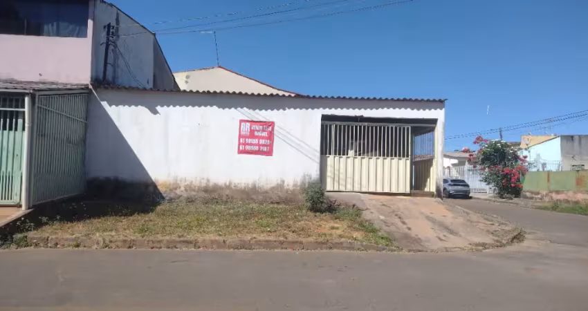 VENDO CASA NA QUADRA 103 RECANTO DAS EMAS
