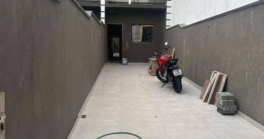 Sobrado com 3 dormitórios à venda, 114 m² por R$ 600.000 - Capão Redondo - São Paulo/SP