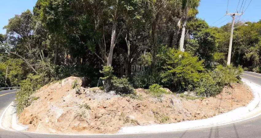 Terreno no rio vemelho c/ vista para a praia do moçambique.