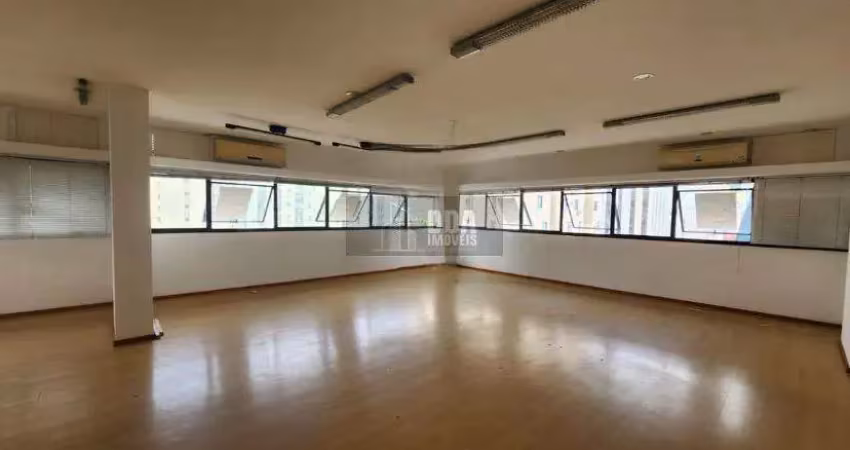 Ampla sala comercial no coração do centro de floripa,c/ garagem