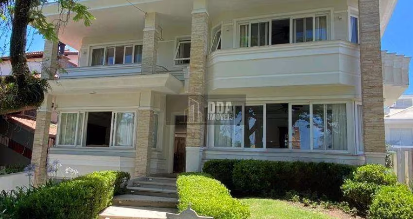 Belíssima casa à venda em Jurerê Internacional