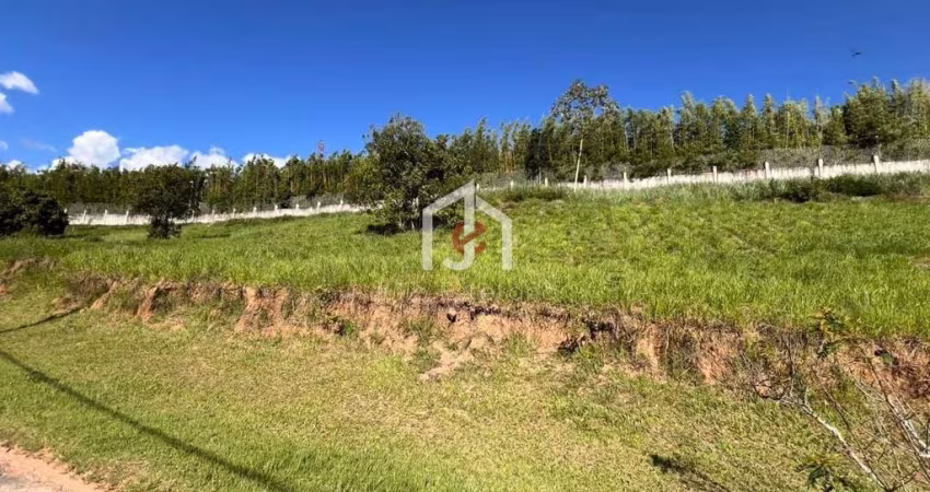Terreno em condomínio fechado à venda no Village da Serra, Tremembé 