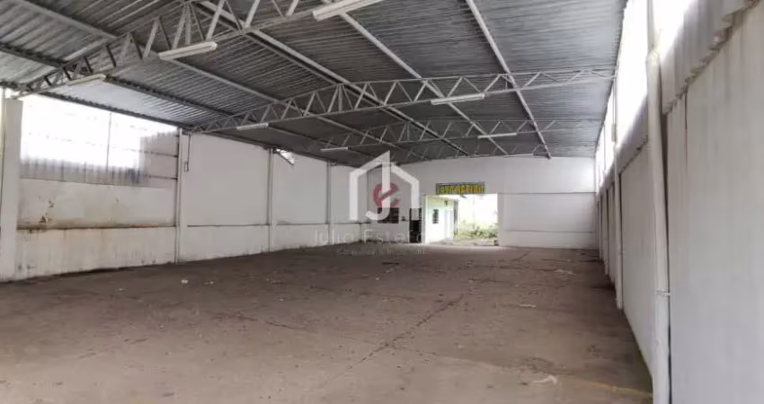 Barracão / Galpão / Depósito à venda na Rua Marquês do Herval, Centro, Taubaté
