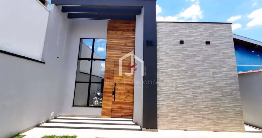Casa com 3 quartos à venda na Rua Maria Aparecida Soares, Esplanada Santa Helena, Taubaté