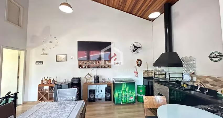 Casa com 3 quartos à venda na Rua José Felipe Cursino de Moura, Vila Aparecida, Taubaté